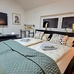 Serenity Vista Retreat