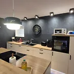 民宿 Serenity Vista Retreat