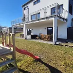 民宿 Serenity Vista Retreat Bescheid